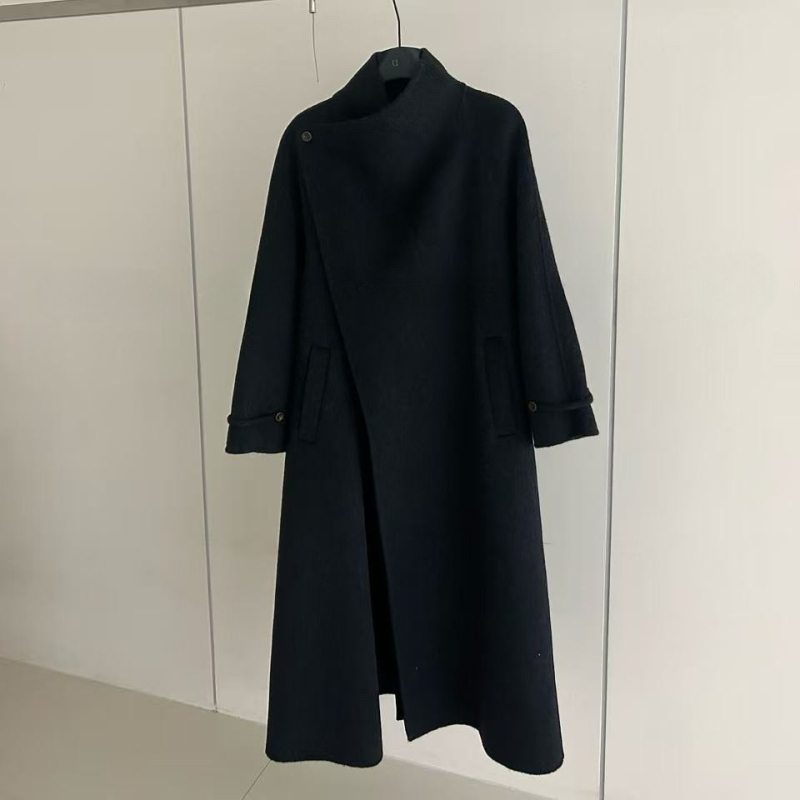 Dvipusis vilnos paltas su stovinčiu apykakle, ilgas modelis, 95% vilna, vieno mygtuko užsegimas, Žiema 2025