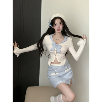 Дамски костюм от две части: облегнат топ и дълга пола, есенно издание 2024, акрилна материя (главна съставка 95% и повече), урбан стил.