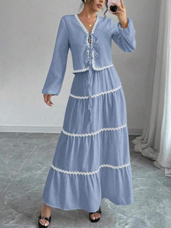 Дамски костюм с пола и блуза, дантела, многопластова плисирана ръкав тип лантерна и панделка, полиестерна тъкан