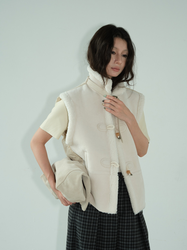 Ženska vesta s patchworkom od krzna, ovratnik rever, jednostavno kopčanje, slobodan kroj, poliester 95%+