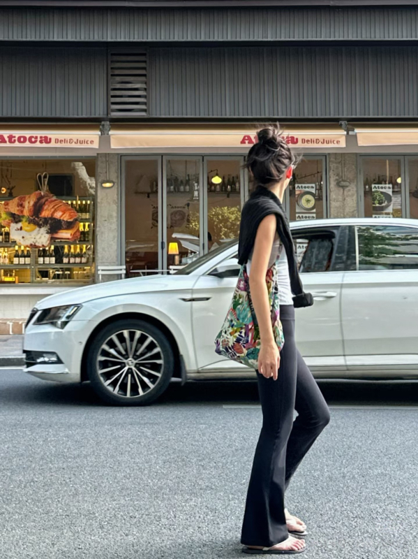 Ženske hlače za jogu Bell, visoki struk, široka nogavica, materijal koji odvodi vlagu, Nylon 75% / Spandeks 25%
