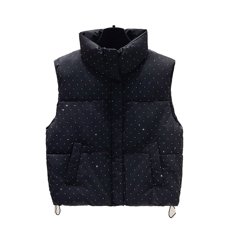 Ženska vesta sa stojećim ovratnikom i zatvaračem, punjenje od pernatog materijala, vanjski materijal poliester, uži kroj, normalna duljina, elegantan gradski stil
