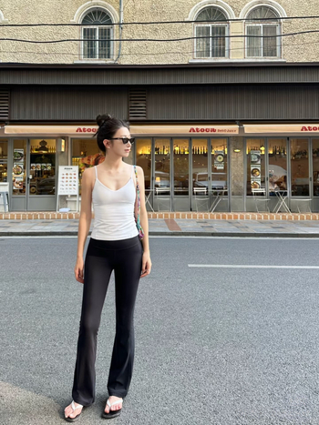 Sieviešu sporta bikses ar augstu jostu un platām kājām no neilona, mitrumu vadīšana, piemērotas jogai, fitnesam un dejām