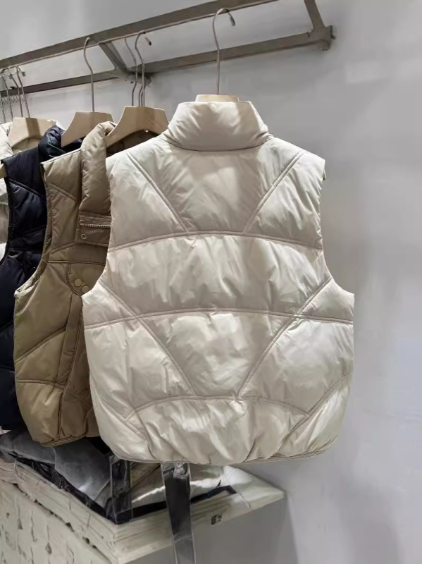 Dámska vesta s výplňou z down-cotton, stojatý golier, zips, polyester, jednofarebná, mestský štýl dochádzania