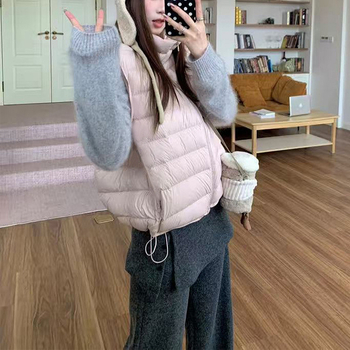 Veste ar augstu apkakli, bez piedurknēm | Materiāls: neilons ar poliesteru | Aizdare: rāvējslēdzējs | Stils: japāņu/korejas brīvā stila