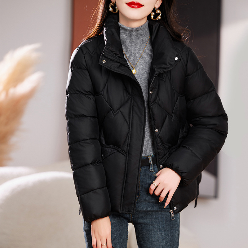 Női pamut-töltött kabát, töltet down-pamut, álló gallér, cipzáras zárás, laza szabású, hosszú ujjak