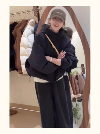 Palton damă quilted gros, glugă, fermoar, poliester, croială lejeră, iarnă