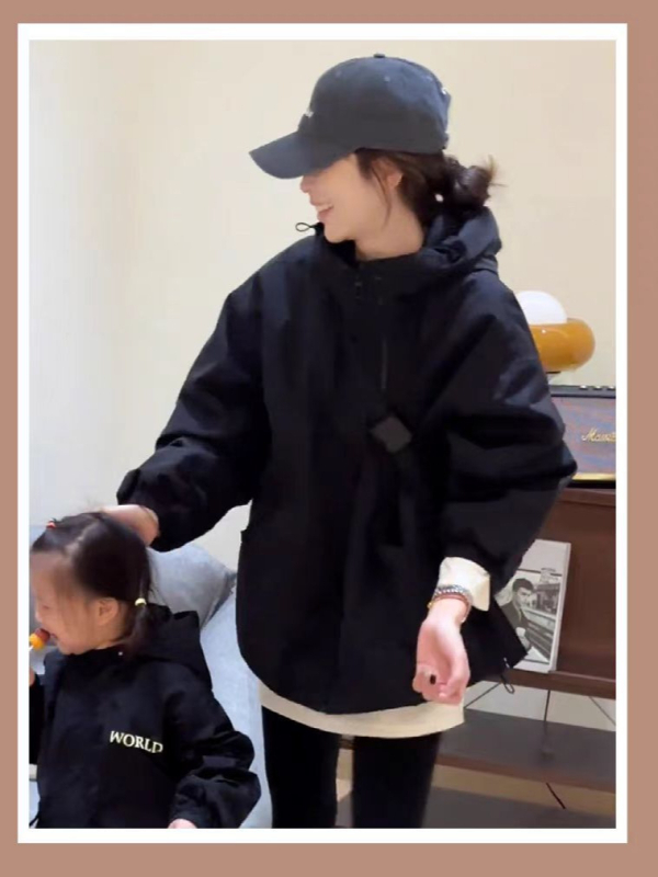 Palton damă quilted gros, glugă, fermoar, poliester, croială lejeră, iarnă