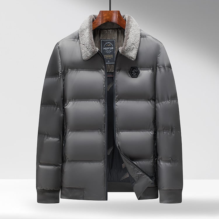 Zimska muška jakna od pamuka s labavim krojem, debelo punjenje imitacijom svile i pamuka, ovratnik tipa lapel, džepovi na zip, jednofarna, srednja dužina, bez kapulje