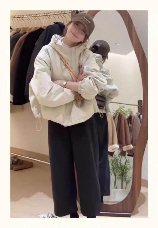 Dámska prešívaná bunda s kapucňou, polyester, hrubá, voľný strih, zips
