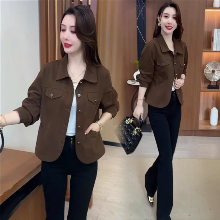 Moteriškas medvilninis švarkas su apykakle, ilgomis rankovėmis, vidutinio ilgio, 2025 ruduo, kasdienio įvaizdžio stilius