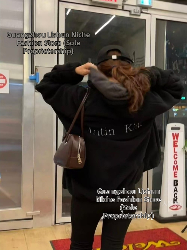 Paltas, Korėjiečių stiliaus, laisvo kirpimo, vilnos ir medvilnės audinys, stovinti apykaklė, užtrauktukas