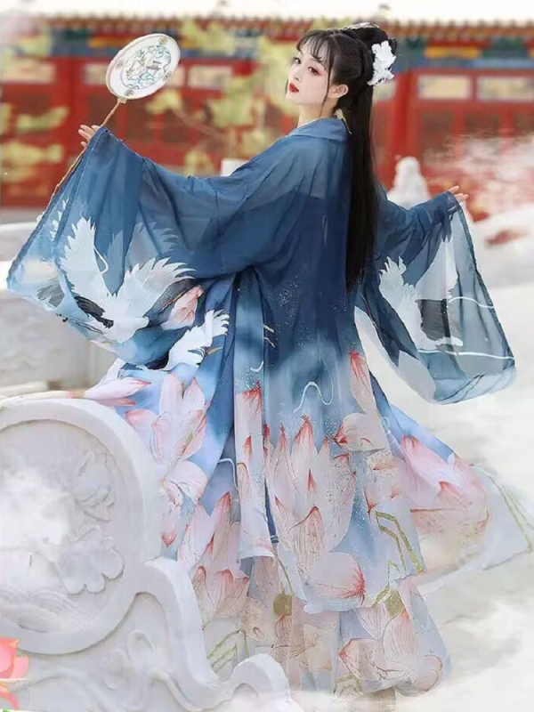Hanfu trojdielny set pre ženy, čínskeho štýlu, éterické voľné rukávy (polyester; obsah látky 80–90%; jar 2025)