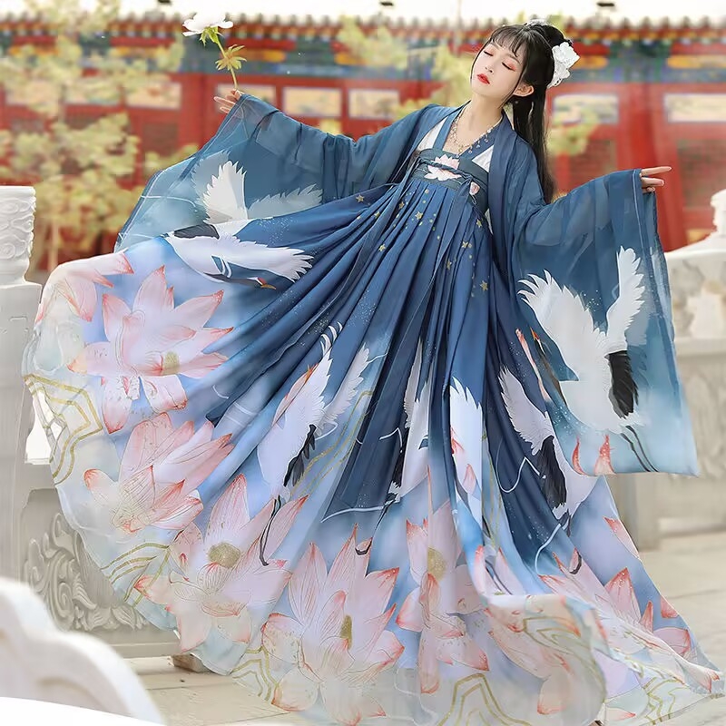 Hanfu trojdielny set pre ženy, čínskeho štýlu, éterické voľné rukávy (polyester; obsah látky 80–90%; jar 2025)