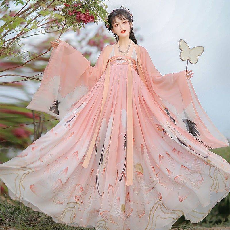 Hanfu trojdielny set pre ženy, čínskeho štýlu, éterické voľné rukávy (polyester; obsah látky 80–90%; jar 2025)