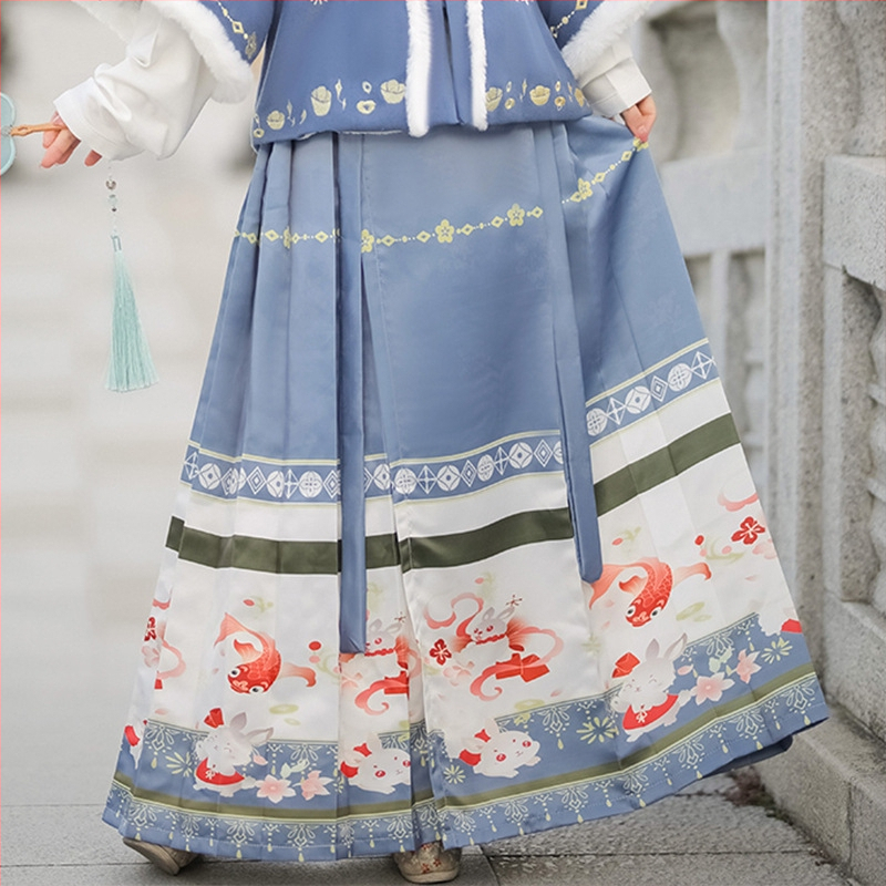 Hanfu súprava, Ming štý Guofeng s prekríženým golierom a historickou sukňou, fleece podšívka a zhustený dizajn, polyesterová tkanina, jesenná-zimná súprava, jar 2023 (Polyesterová vlákna; fleece podšívka; prekrížený golier; jeseň-zima; jar 2023)
