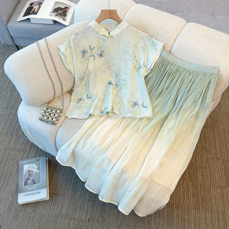 Set Top qipao – Otvorena ramena, kratki rukav, retro košulja; Tkanina: pamuk–poliesterska smjesa; Glavna tkanina: poliester; Sezona: univerzalni model; Sadržaj glavne tkanine: <30%
