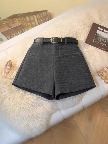 Pantaloni scurți din lână pentru femei, talie înaltă, croială în formă de A, largi, iarnă 2024