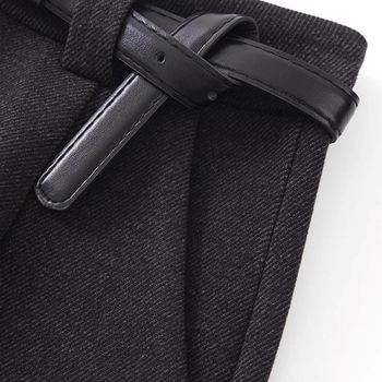 Ženske vunene capri hlače s visokim strukom, straight kroj, duljina 3/4, spandeks manje od 30%