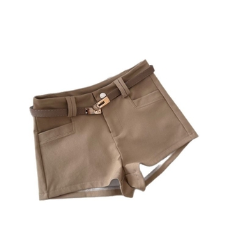 Női övvel ellátott rövidnadrág — háromnegyedes hossz, középtáji derék, poliészter/spandex (95%+ poliészter), patchwork részlet, egyenes szabás