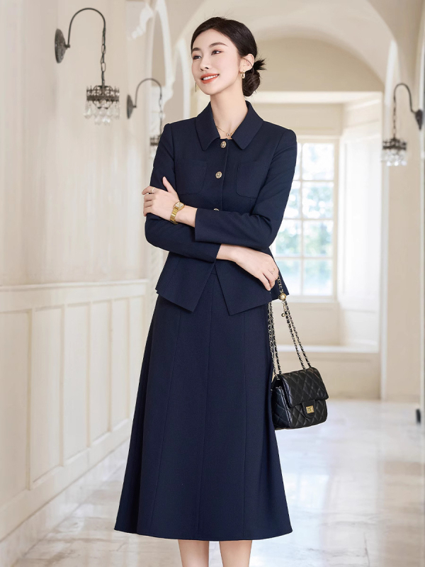 Profesionāls sieviešu divdaļīgs kostīms skolotājām, pavasaris 2025, poliestera maisījums (80-90% poliestera, <30% kokvilna), garš svārki un garas piedurknes, biroja intervijai