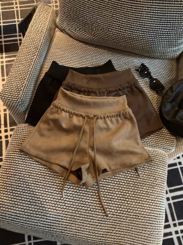 Šorts Buckskin Velvet, visokog struka, duljina 3/4, poliester tkanina, elegantan gradski stil