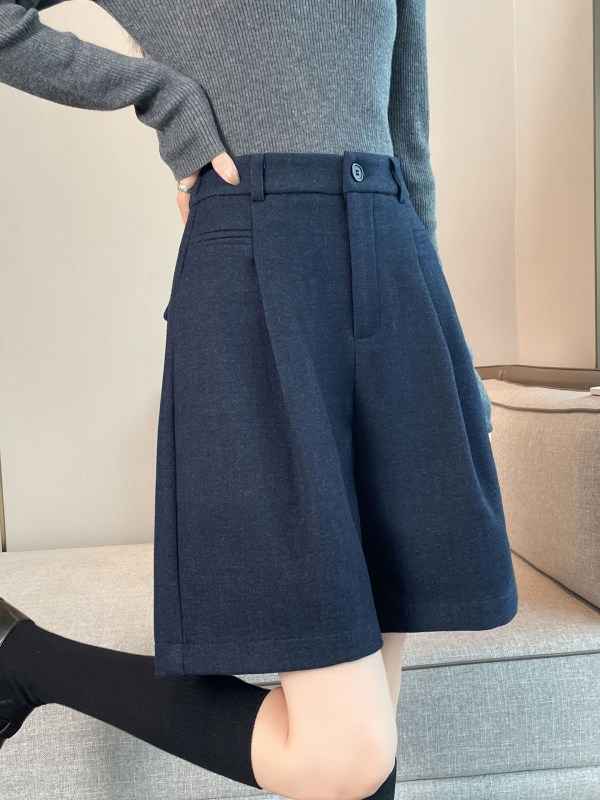 Dámske šortky s vysokým pásom, 3/4 dĺžka, faux denim so štruktúrou brúsenia, zmes polyester elastan, elegantný mestský štýl, jeseň 2025