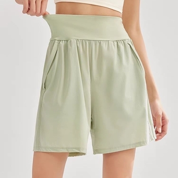 Moterų bėgio šortai, greitai džiūstantys, kvėpuojantys, drėgmės šalinimas; nailono audinys; aukšta juosta pilvo kontrolei; kaprio ilgis