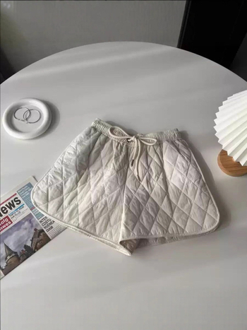 Ženske hlače s visokim strukom, dužina 5/4, poliester, mikroelastične, bez glačanja