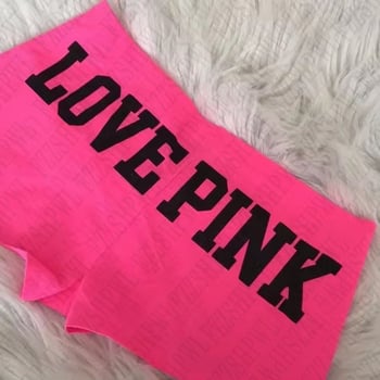 Ženski šorts s niskim strukom i otiskom abecede, dužina do tri četvrtine, poliester, gradski stil