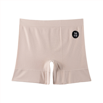 Bezšuvju sieviešu drošības apakšveļa ar vidēju vidukļa augstumu, galvenais materiāls neilons 95%, starpsega oderējums 100% kokvilna