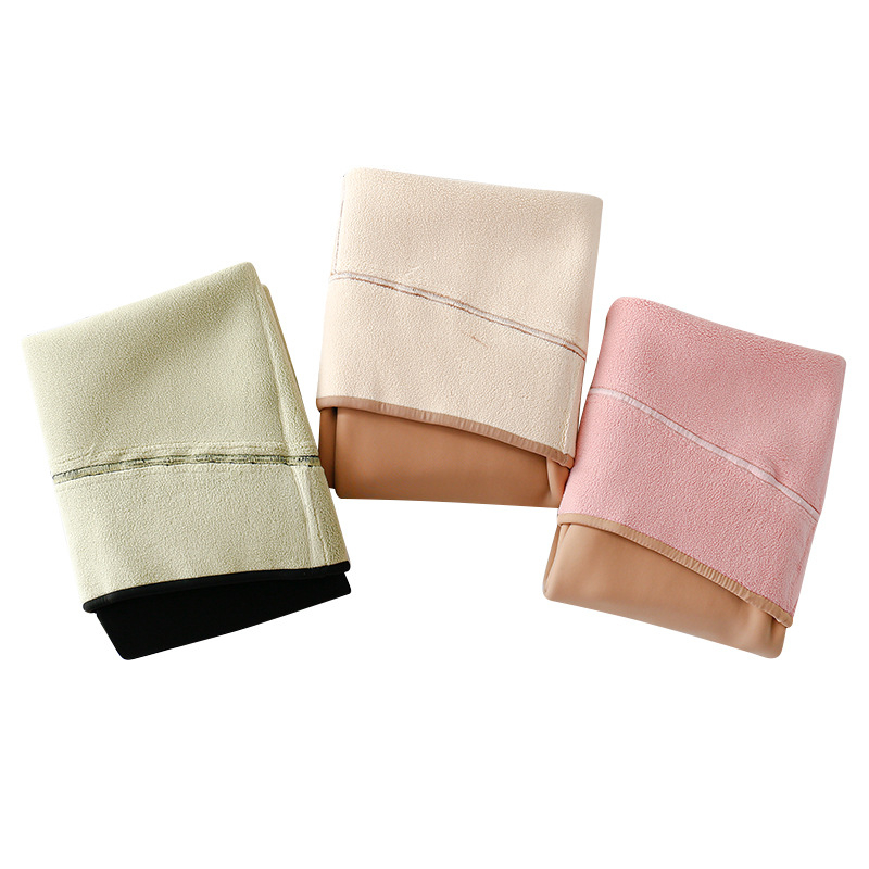 Ženske tajice za jesen-zimu s fleece podstavom, crne sjajne 500D, oblikovanje nogu i podizanje stražnjice
