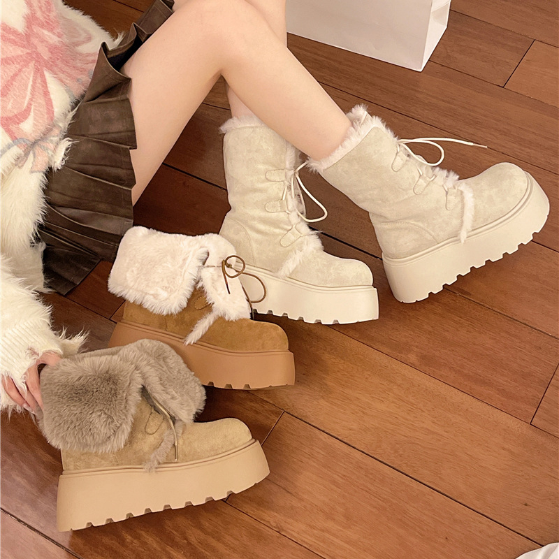 Női hócsizma suede felsőrésszel, gyapjú bélés, gumitalp, alacsony szárú, kerek orr, 3–5 cm vastag talp, téli 2025, koreai stílus