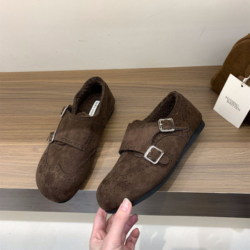 Női velúr mokaszin, bolyhos béléses, alacsony sarka 1-3 cm, gumitalp, kerek orr, téli, tavaszi és őszi viselethez