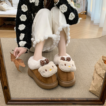 Dámske snehové čižmy s velúr vrškom, gumová podrážka, slip-on, vnútorná výstelka z umelej kožušiny, výška päty 3–5 cm
