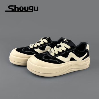 Γυναικεία casual δερμάτινα sneakers από δέρμα αγελάδας, στρογγυλή μύτη, χαμηλό κολάρο, φτέρνα 3–5 εκ, σόλα από καουτσούκ