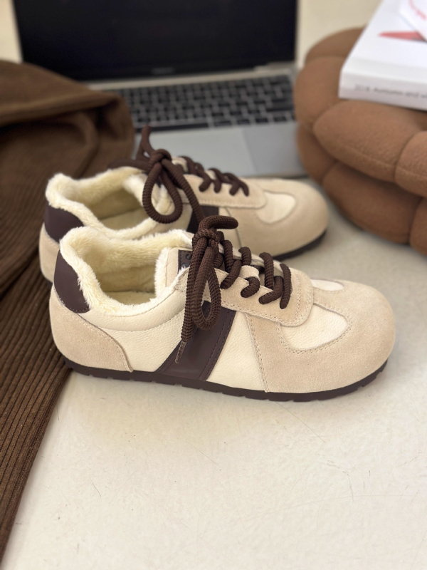 Női mule cipő kerek orrú, PU felsőrész, plüss bélés, gumitalp