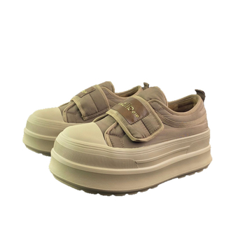 Női sportcipők Velcro-zárással és vastag talppal, textil felsőrész, rövid műplüss bélés