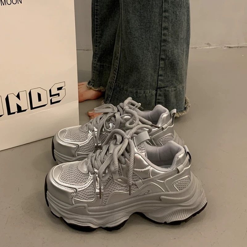 Ženske chunky sneakers tipa dad shoes s PU+ mrežastim gornjim dijelom, 3-5 cm visina pete, gumena potplata, šnurno zatvaranje, unutarnja podstava od umjetnog pliša