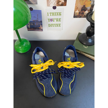 Ramster női casual cipő - dupla fűzővel, felső rész műnubuk, alacsony profil, vastag EVA talp, csíkos mintázat