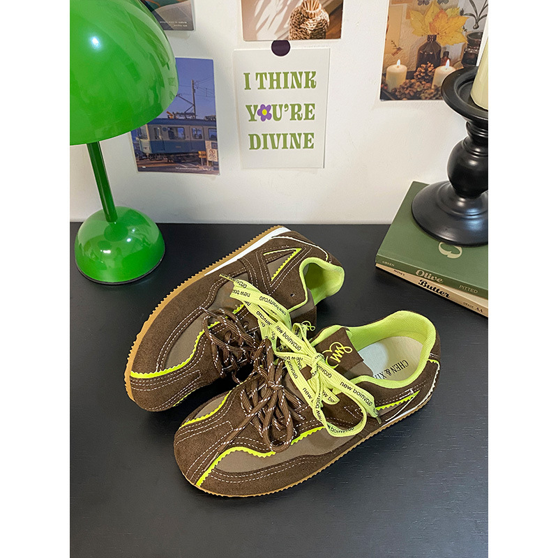 Ramster női casual cipő - dupla fűzővel, felső rész műnubuk, alacsony profil, vastag EVA talp, csíkos mintázat