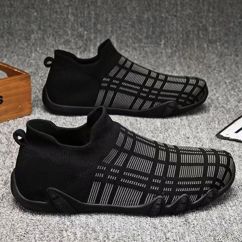 Muške slip-on sportske tenisice, prozračne, karirani uzorak, zaobljeni vrh, PVC potplat