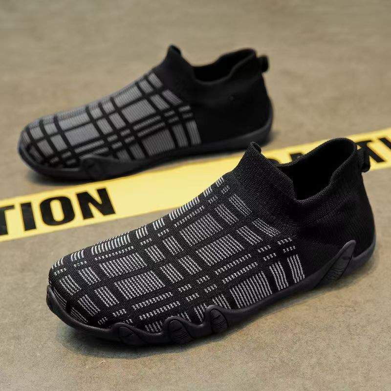Muške slip-on sportske tenisice, prozračne, karirani uzorak, zaobljeni vrh, PVC potplat