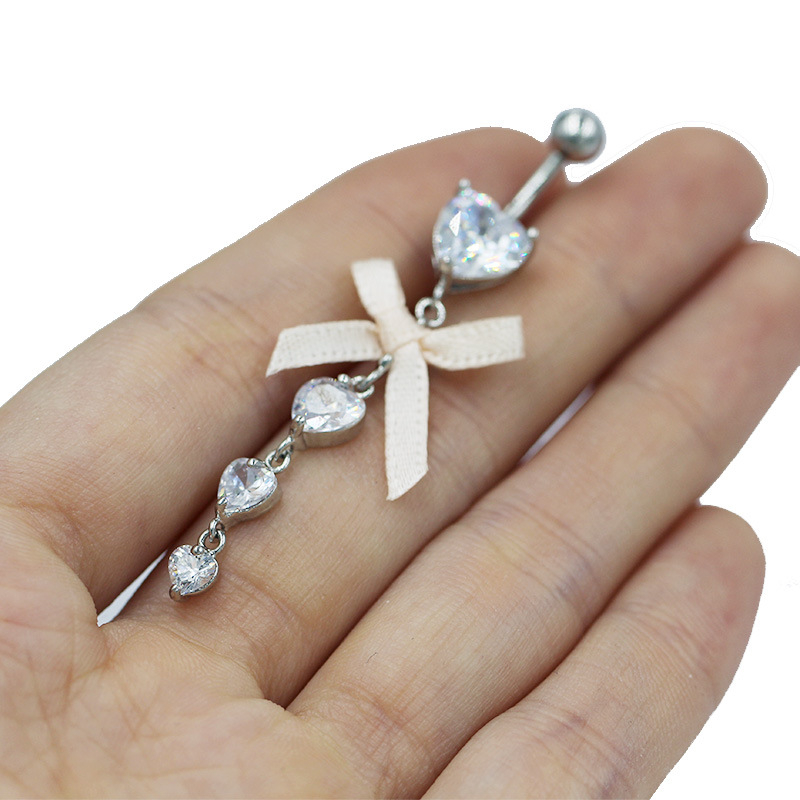 Köldökgyűrű, szív alakú, uniszex, cinkötvözet