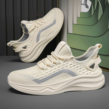 Férfiaknak készült sportos mindennapi cipő – légáteresztő hálós felsőrész, fűzős záródás, alacsony szárú kivitel, EVA talpbetét, vastag talp