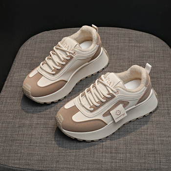Női chunky sneakers vastag talppal, textil felsőrész, gumitalp, EVA talpbetét, pamut bélés, kerek orrú