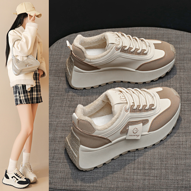 Női chunky sneakers vastag talppal, textil felsőrész, gumitalp, EVA talpbetét, pamut bélés, kerek orrú