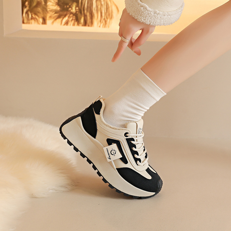 Női chunky sneakers vastag talppal, textil felsőrész, gumitalp, EVA talpbetét, pamut bélés, kerek orrú