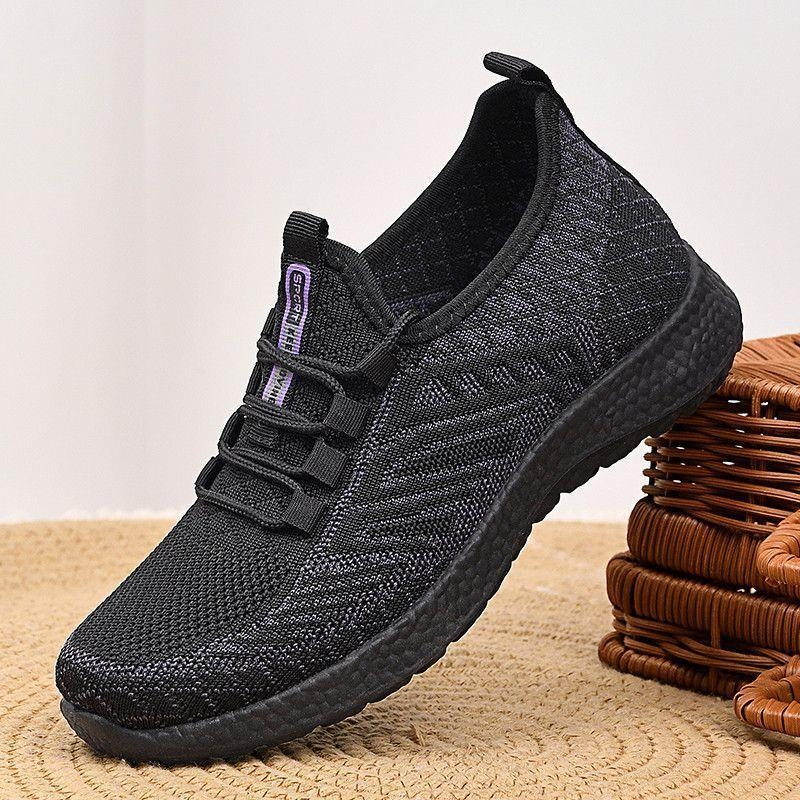 Női lapos cipő – lélegző hálós felső, mikroszálas bőr belső talp, MD talp, sarokmagasság 0–1 cm, zárás: slip-on (Upper: Mesh; Insole: Microfiber leather; Sole: MD; Heel height: 0–1 cm; Closure: Slip-on)