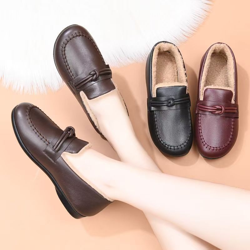 Ženske plišane slip-on mokasice za zimu 2025, niska potpetica 1–3 cm, gumena potplata, okrugli vrh